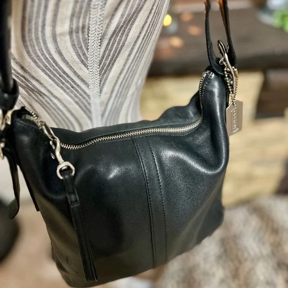 Coach Bag - Picture 3 of 13